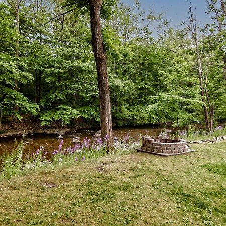 Cabin By The Creek With Private Creek Access Tannersville Esterno foto
