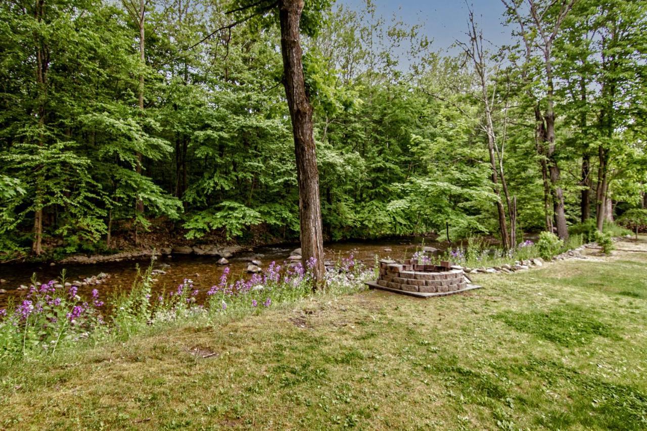 Cabin By The Creek With Private Creek Access Tannersville Esterno foto