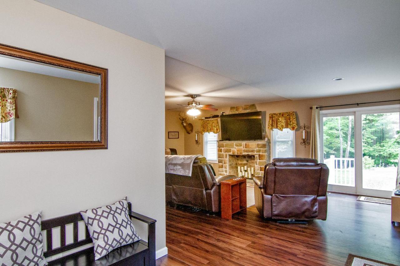 Cabin By The Creek With Private Creek Access Tannersville Esterno foto