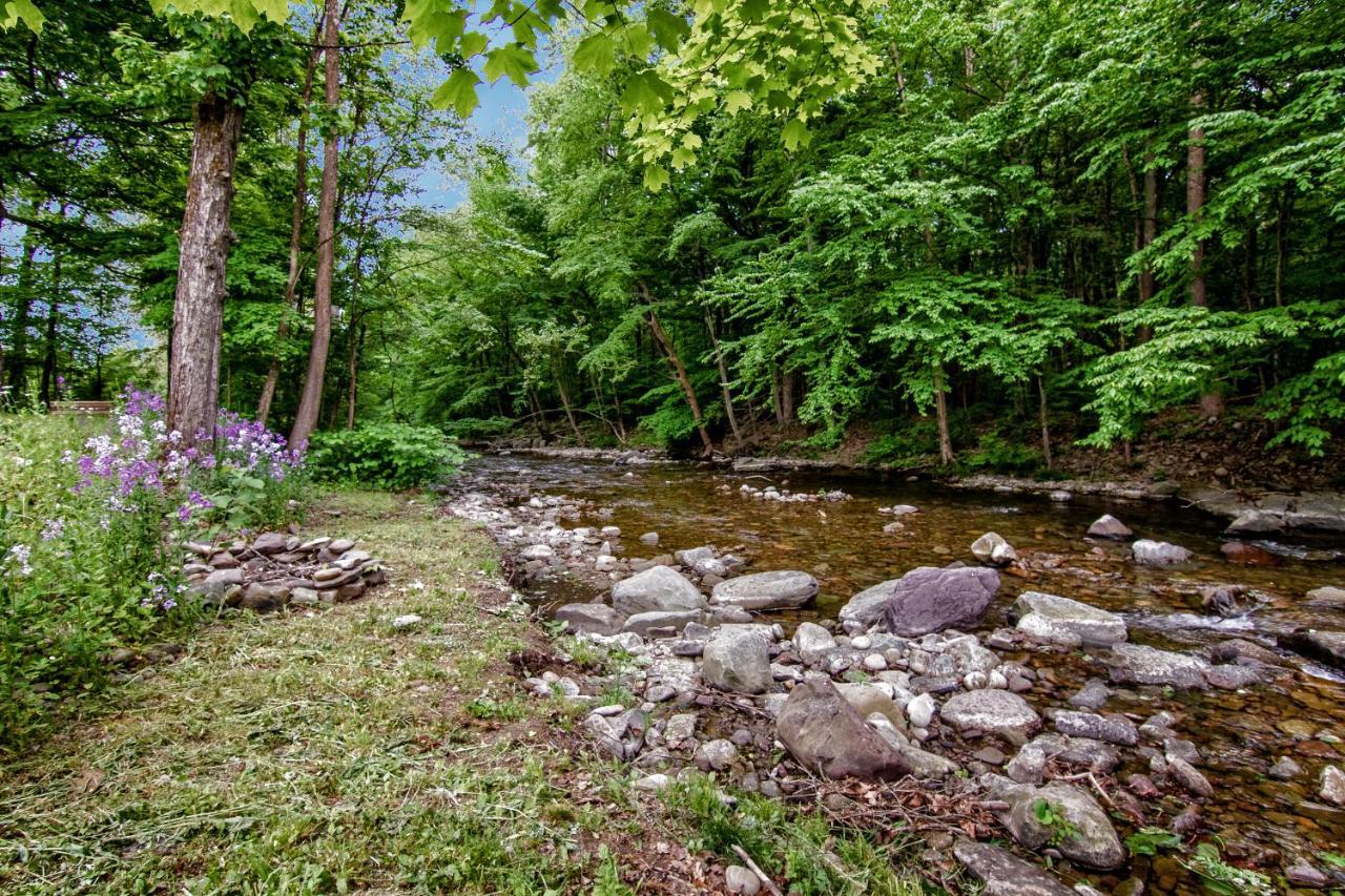 Cabin By The Creek With Private Creek Access Tannersville Esterno foto